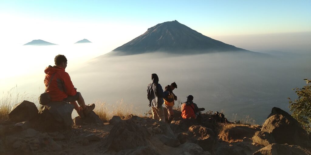 indonesia, nature, mountains, mountaineers, mountaineering, hiking, mountain climbing, trekking, summit, landscape, indonesia, mountaineering, mountaineering, mountaineering, mountaineering, mountaineering